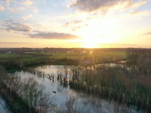 Le Marais poitevin inondé vue d'un drone